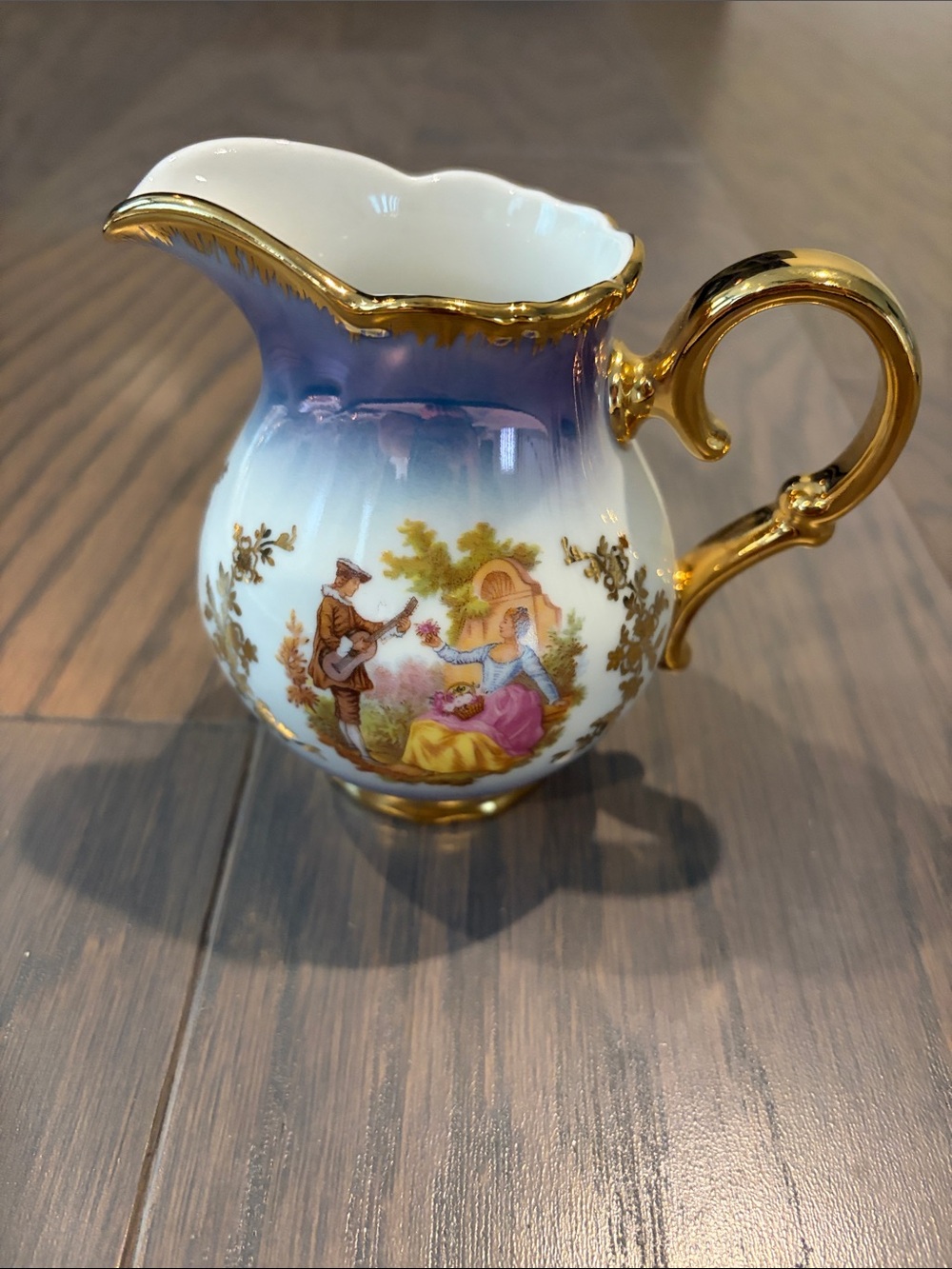 Vintage Kleiber Germany creamer pitcher 22 karat gold Couples
